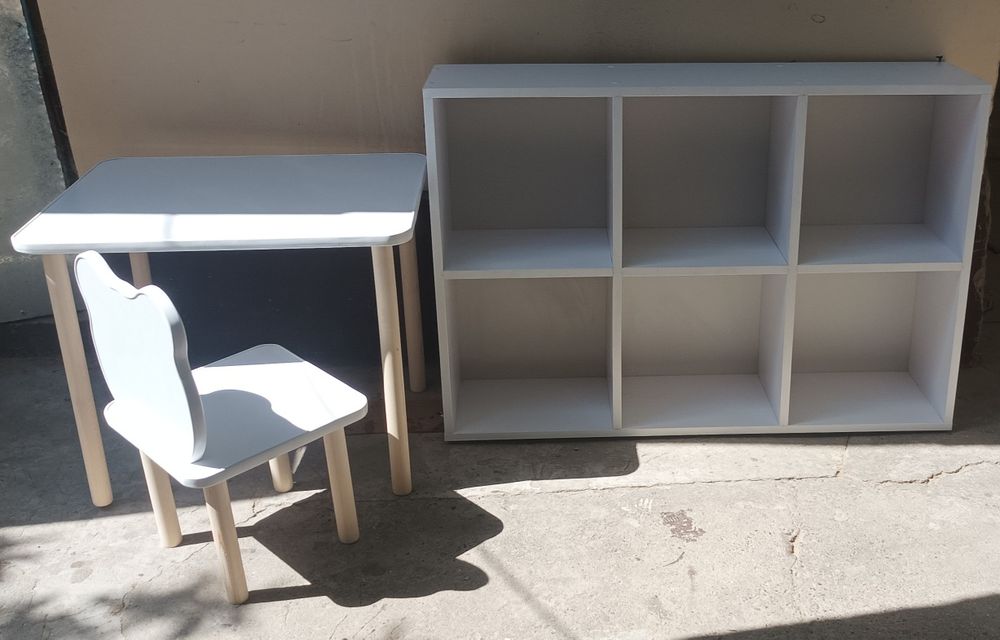 900.000Скидки на Детский набор стол стул и полка для книг и игрушек