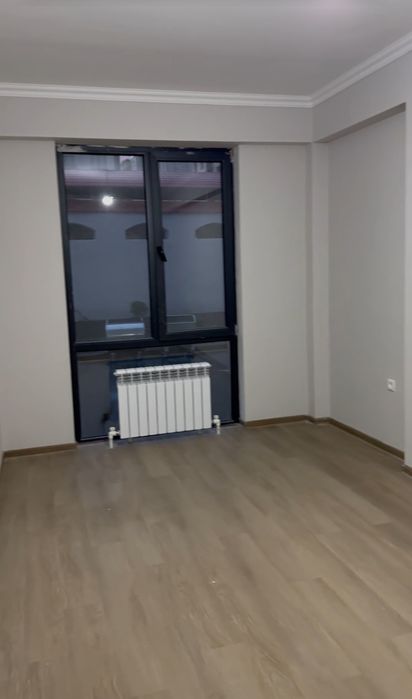 Новостройка в районе Аэропорт 2 ком  3 этаж  Кадастр  есть