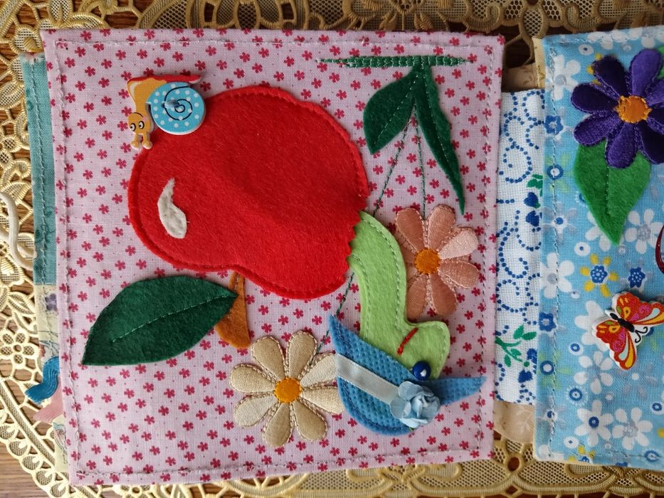 Фетровая миникнижка