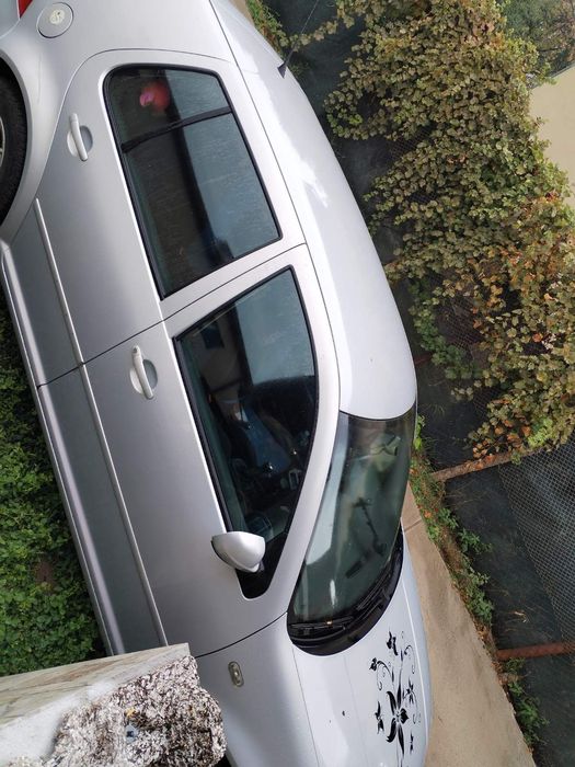 !!!НАПЪЛНО ОБСЛУЖЕН !!Продавам WV Голф 4  1,6/101 к.с /2000 г..