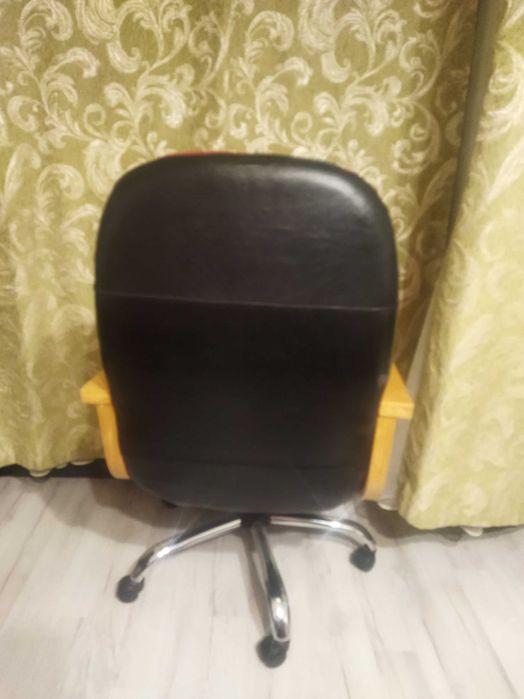 Кресло офисное, компьютерое
