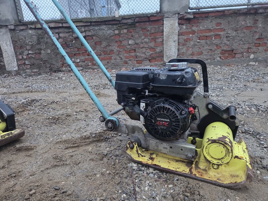 Placa , talpa compactoare Ammann 10 35 cu motor Honda