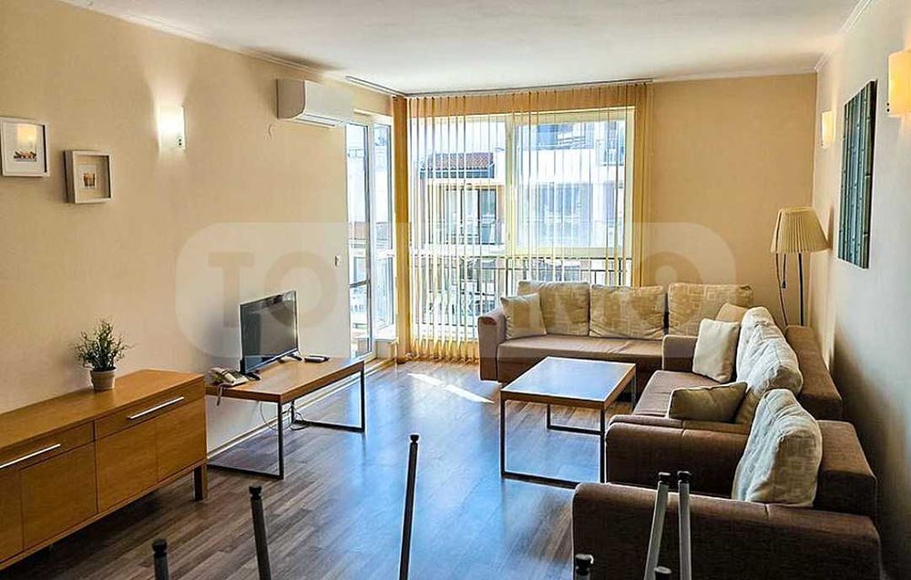 Двустаен апартамент до брега на морето в град Обзор