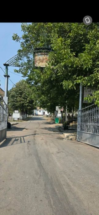 Pf vand loc de veci sf treime păcurari..