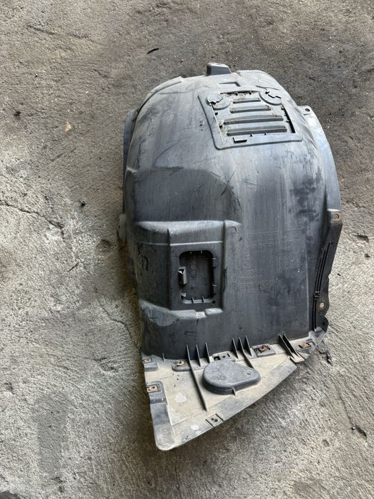 Предна част подкалник бмв 3 е90