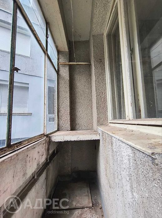 Четиристаен апартамент, Широк Център, 123 кв.м., ет. 2/4, тухла, без подобрения