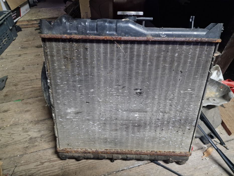 Radiator apa Suzuki Jimny