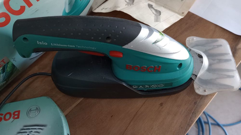 Градинска ножица Bosch isio