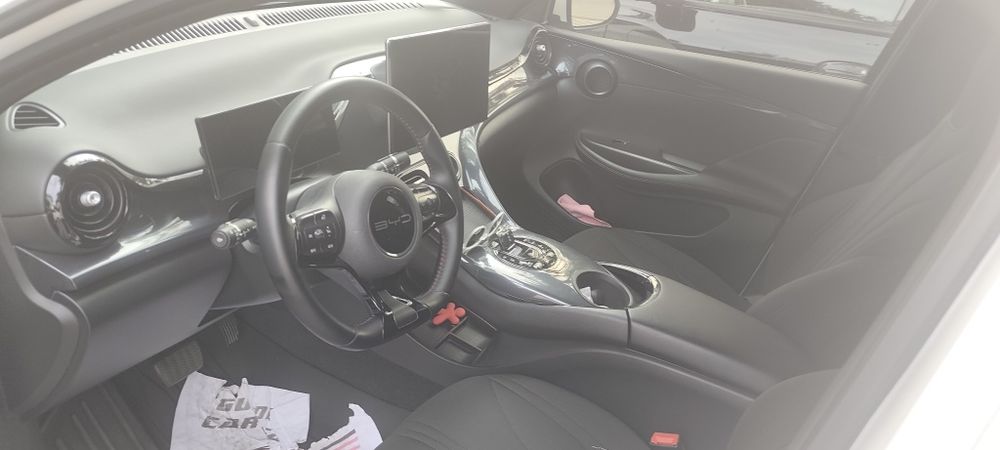 BYD E2 2023 — 3