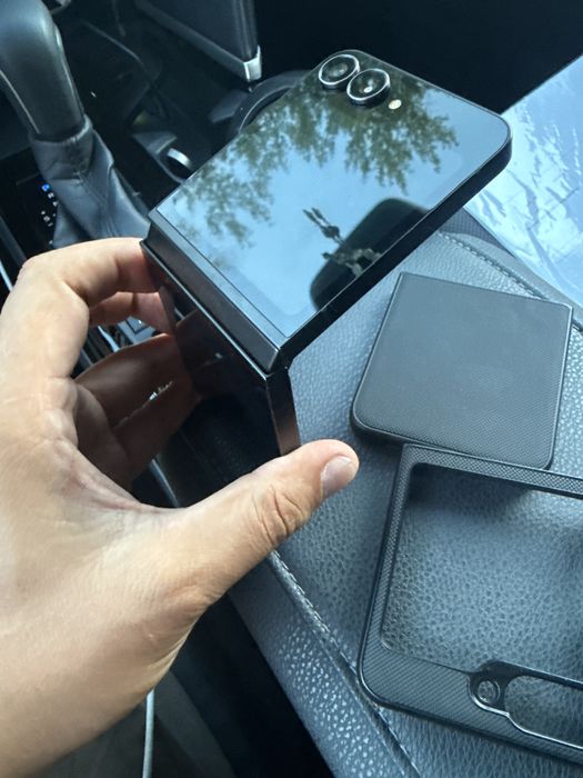 Samsung Z Flip7 Fe