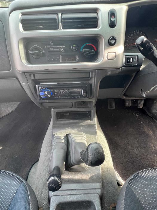 Mitsubishi L200 2005