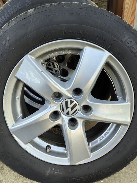 Продавам джанти с гуми 5х112 "15"