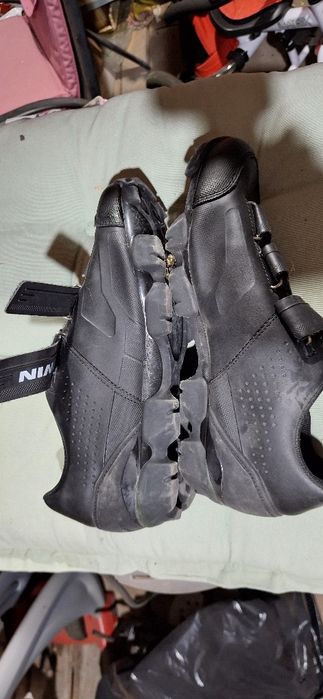 Обувки за планинско колоездене