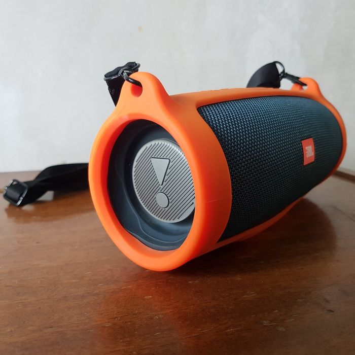 JBL Charge 4 Orange