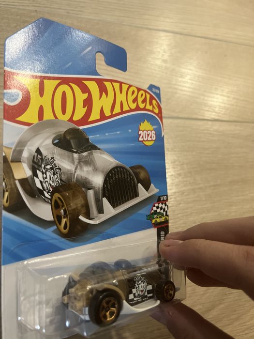 Hotwheels машинки