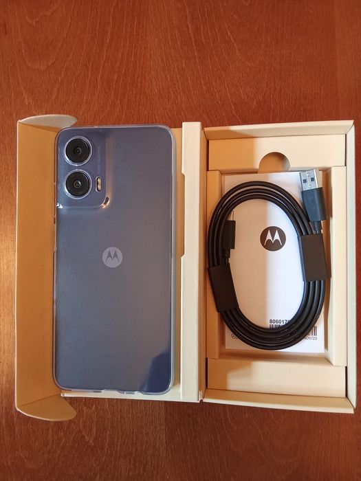 Чисто нов MOTOROLA G35 . Никога не е поставяна карта,разпечатан за сни