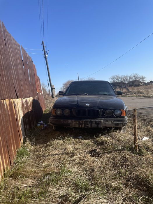 Продам бмв е34….