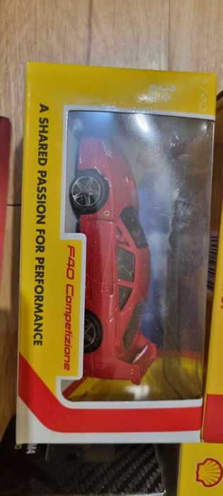 НОВИ колички и ключодържатели SHELL