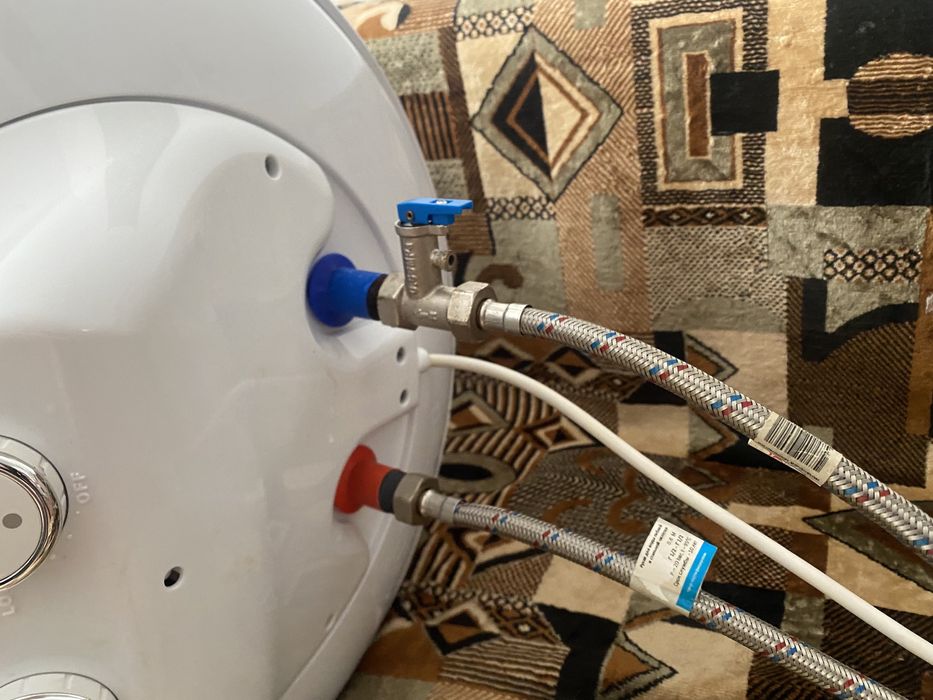 Водонагреватель Artel