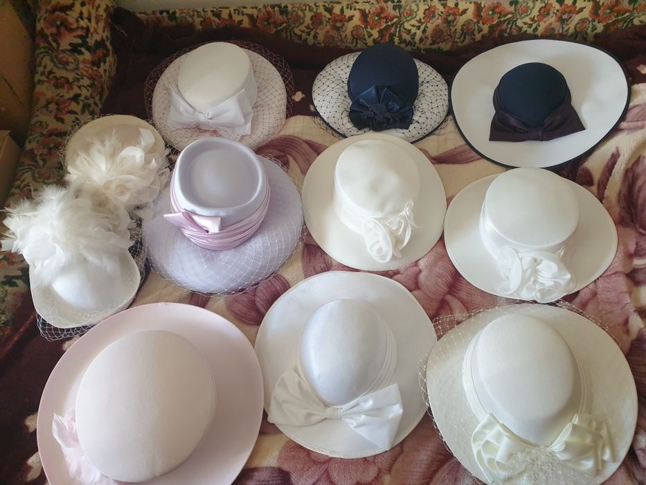 Palarii alb crem ,roz