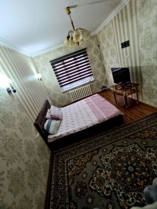 Тинчлик метро Версал Туйхона 2/5/5 60м²Арендага берилади