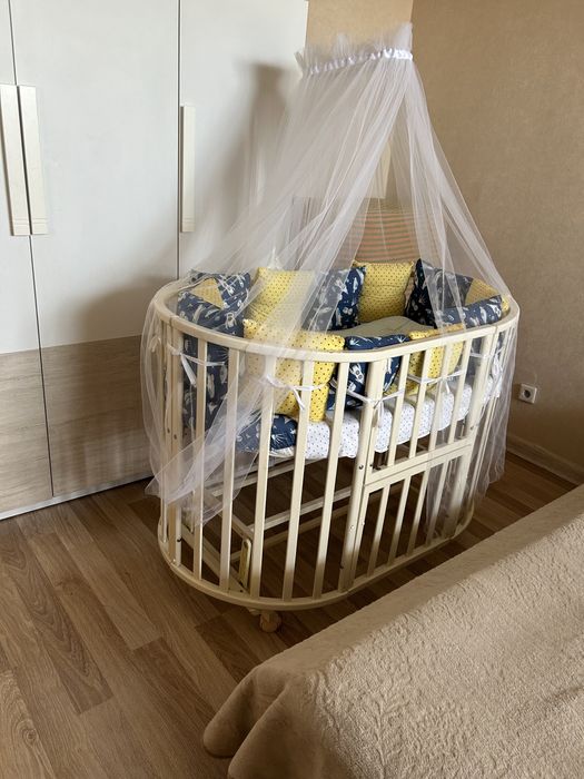 Продам детскую кроватку