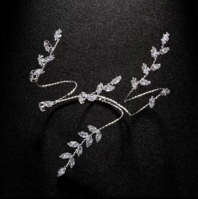 Кольцо «Лист» полная регулируемость размера