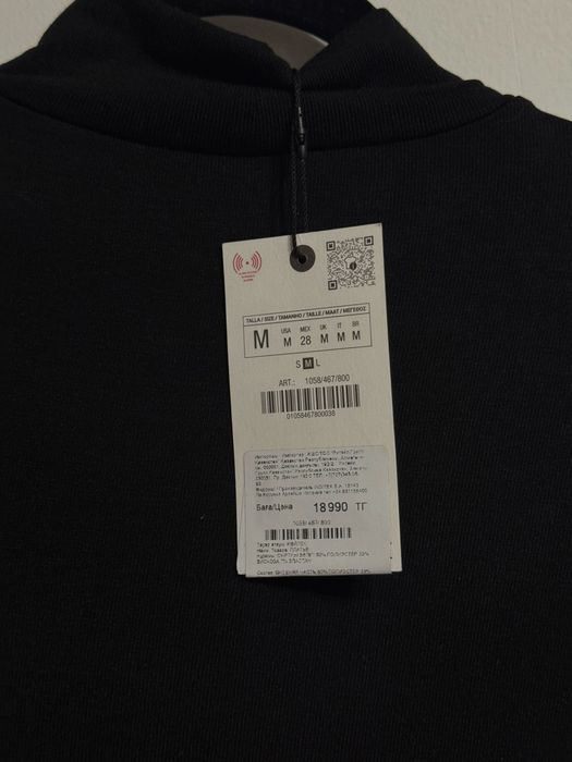 Платье Zara с этикеткой. Размер М