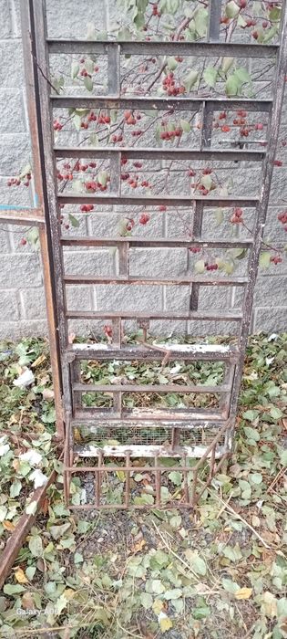 Продам вольер осталось только обшить