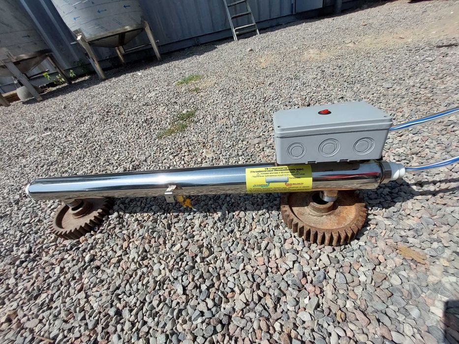 Бактерицидная ультрафиолетовая лампа (обеззараживатель)