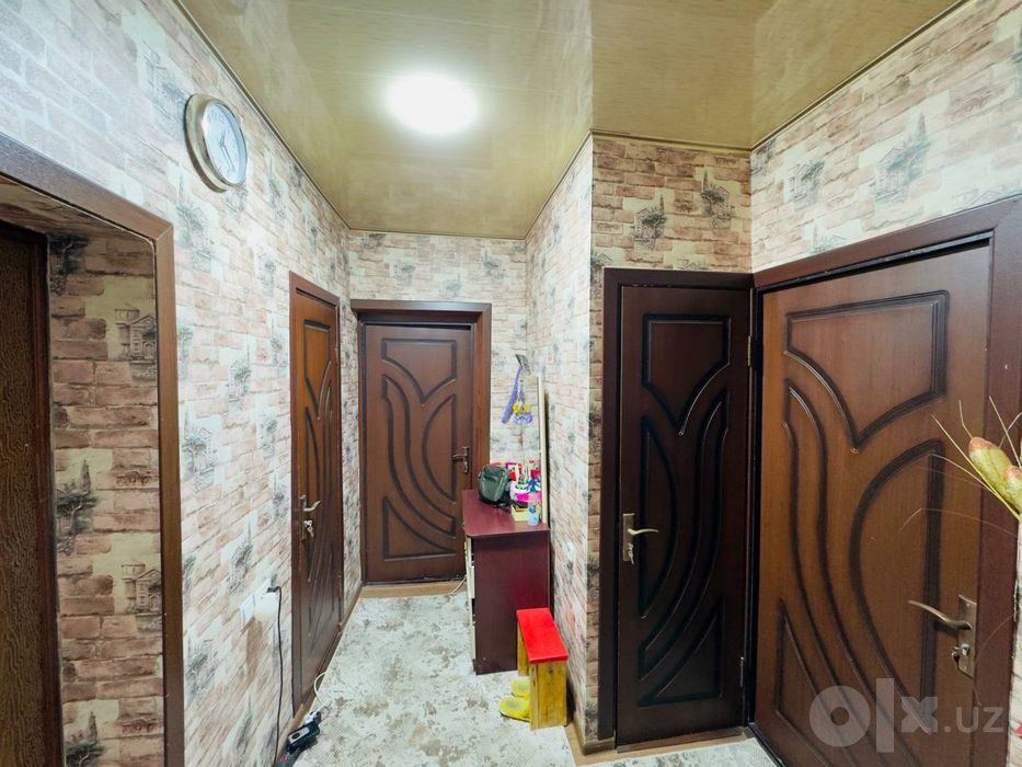 Продается 2 комнатная квартира. Мирзо Улугбекский район. Массив ТТЗ-2