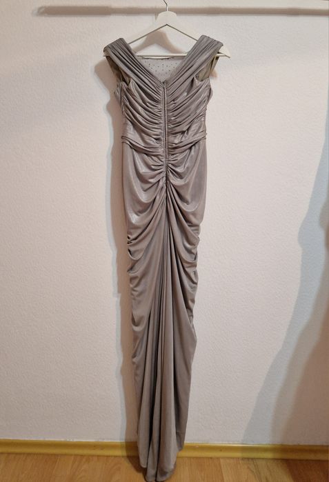 Роскошное вечернее женское платье