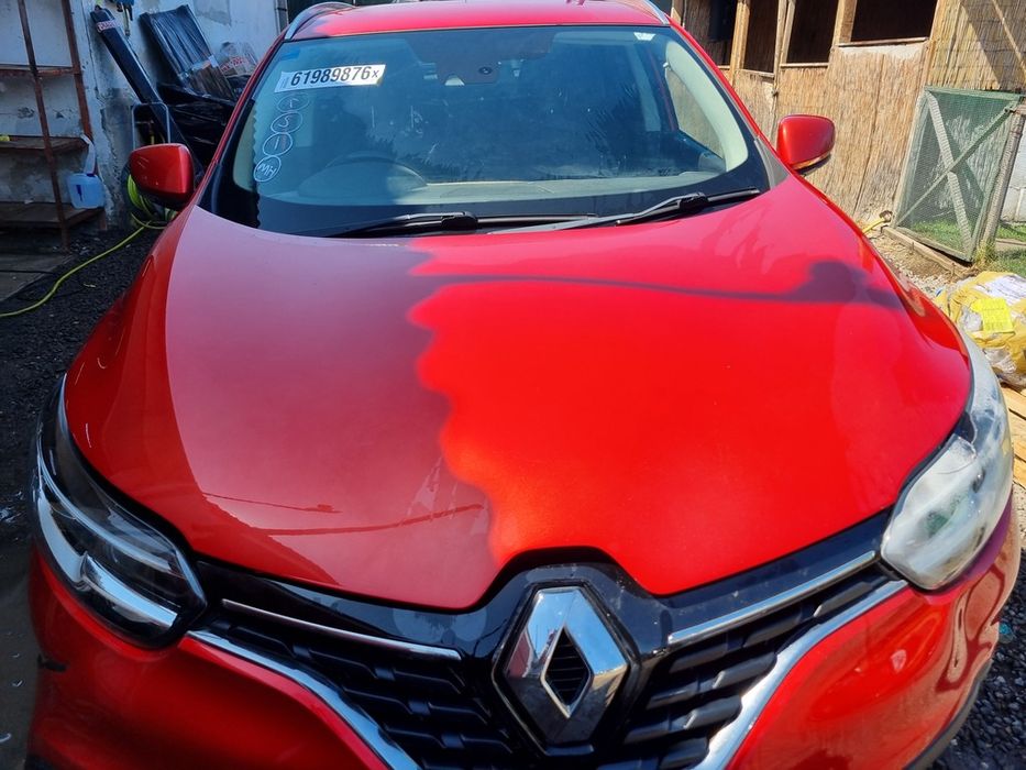 Capota Renault Kadjar 2015 - 2018 SUV 4 Usi Rouge Flamme Nacré TENNP (1630) Garantie