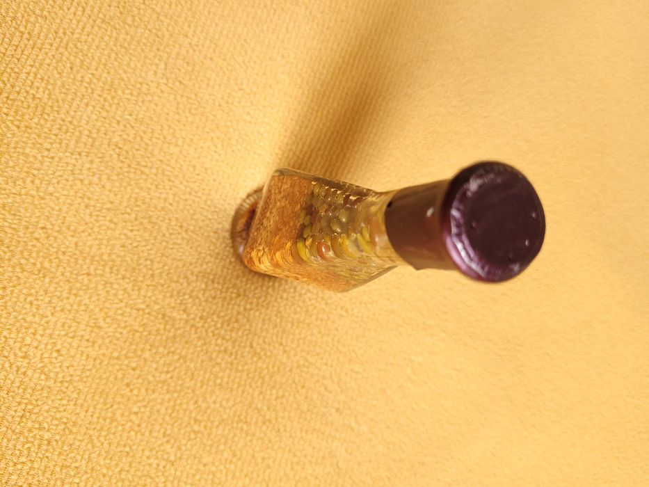 Sticlă cu semințe pentru decorarea bucătăriei - Sporul casei