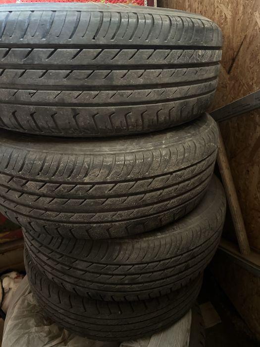 Шины б/у летние 40 000
