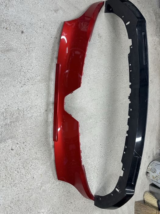 spoiler inferior renault megane 5.E_TECH.