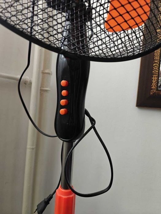 Ventilator cu picior Daewoo