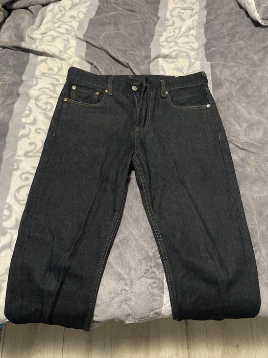 Vând blugi Evisu