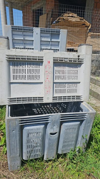 Boxpaleti din plastic