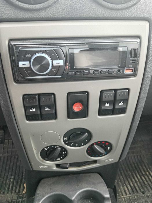 Dacia Logan 2006