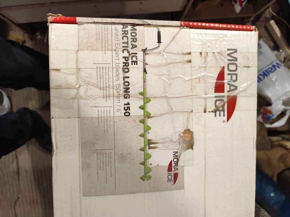 Продам ледобур mora.