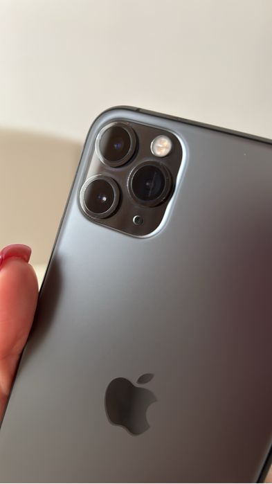 Продам айфон 11 прл мах