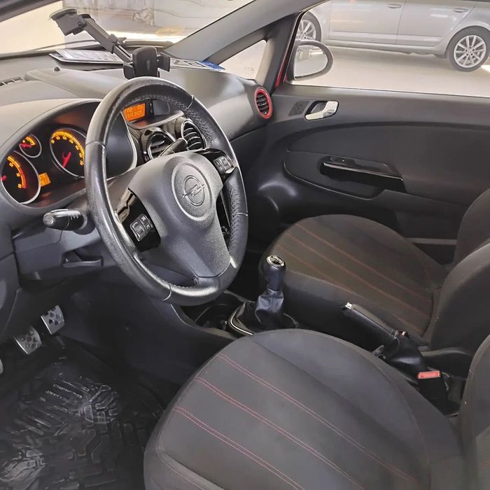 Opel Corsa D 2011