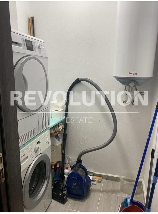 Дава се под наем Тристаен апартамент в Варна, Бриз - 80 кв.м за 575 € - Снимка #3