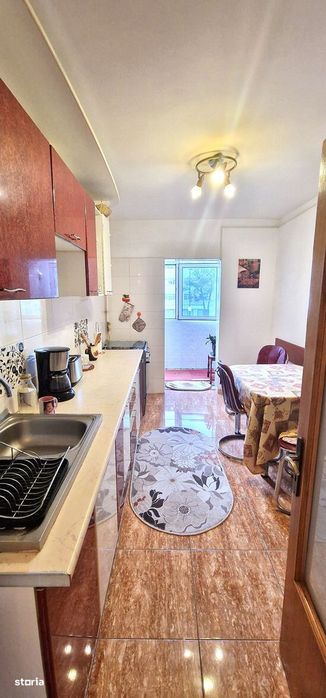 Trei camere decomandat etajul 1, Dacia