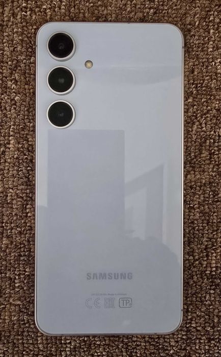 SAMSUNG S24 Fe 256gb