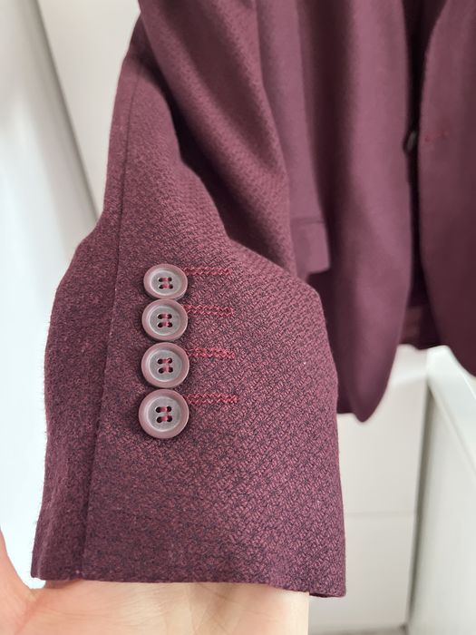 Costum barbati visiniu