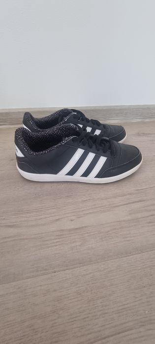 Pantofi sport Adidas