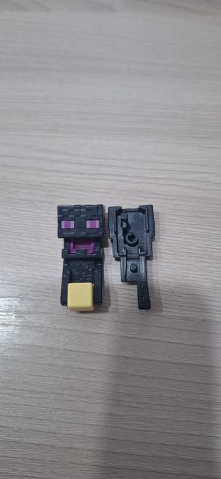 Фигурка Minecraft эндермен