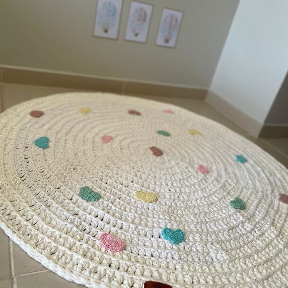 Вязанный ковёр в детскую